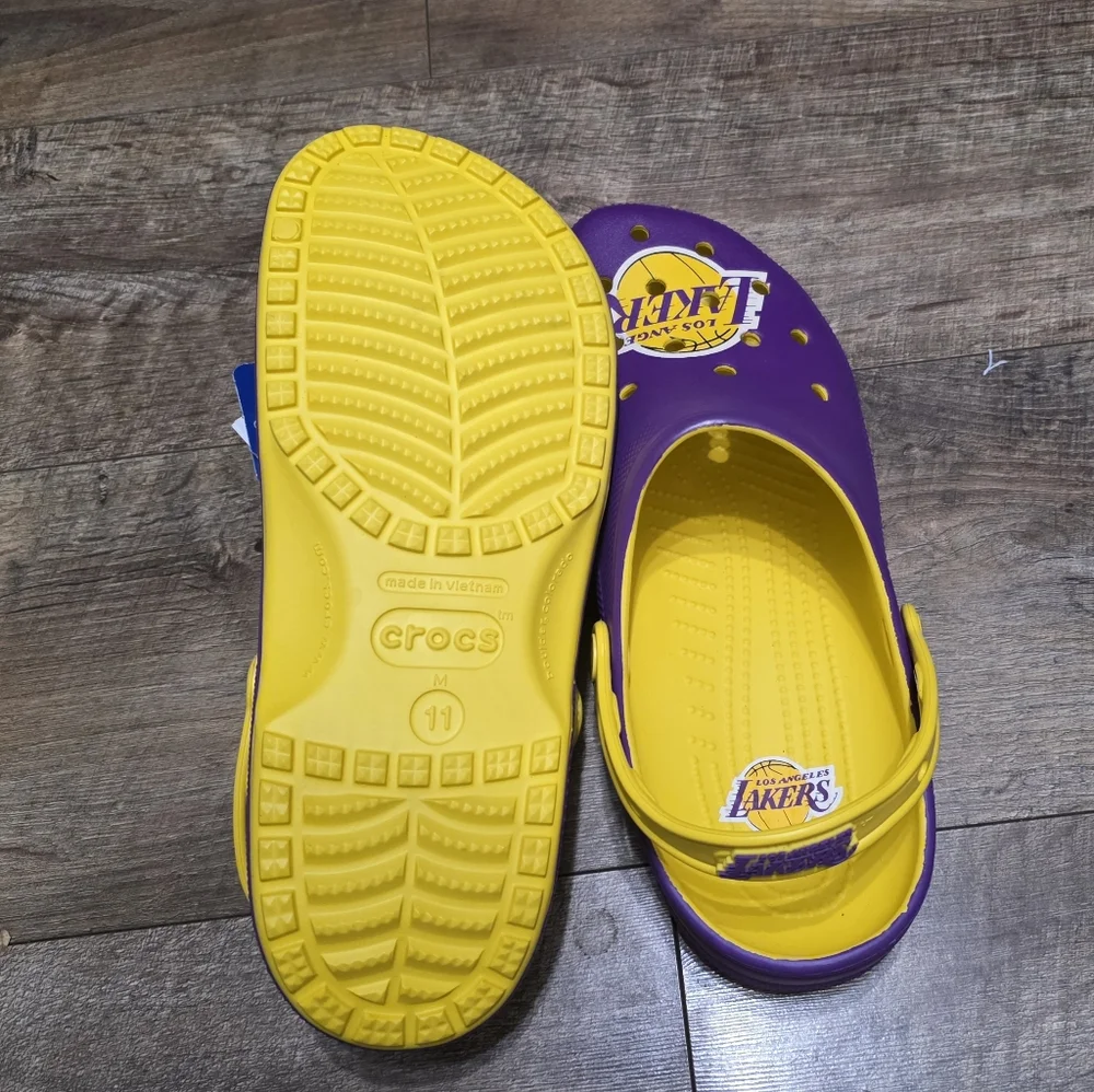 Crocs LA Lakers Sandals Men Size 11 - Picture 13 of 13